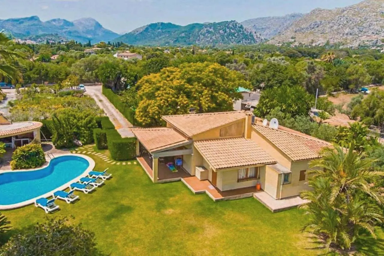Lovely Mallorca Villa Francisco 3 Bedrooms Private Pool Close To Restaurants Pollensa 0*,  España